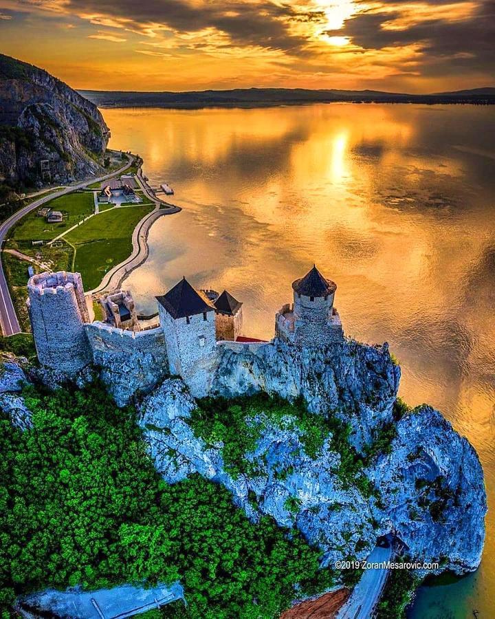 Soba Milojkovic Lejlighed Golubac Eksteriør billede